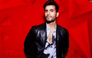 TV actor Karan Tacker in a dashing pose